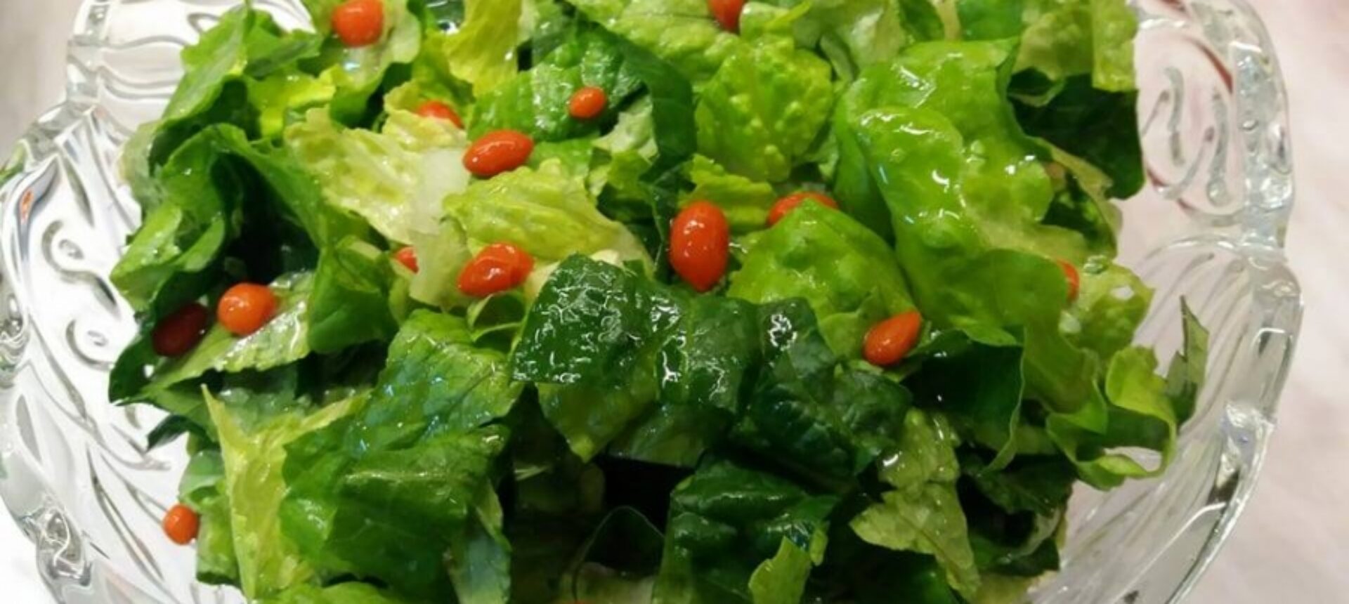 Green Salad with Pickled Goji berries & Dressing Goji berry-Mountain Tea-Anise & Chutney Goji -Apple-Curcuma