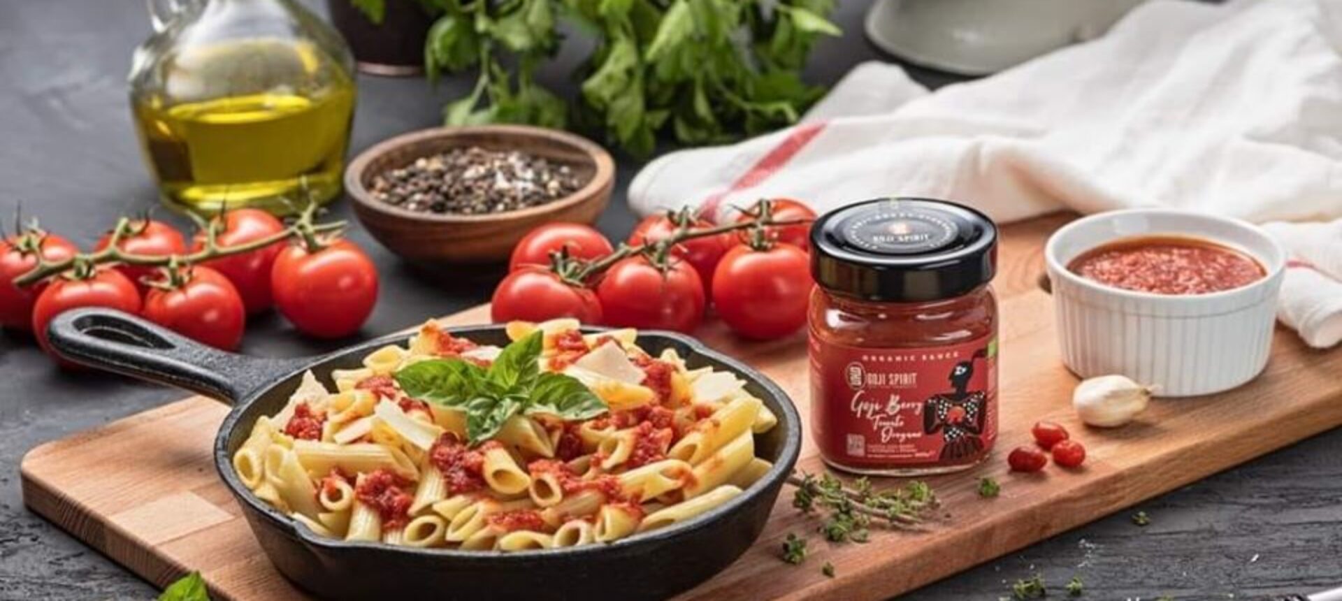 Pasta with Tomato Sauce-Goji berry-Oregano and Parmesan