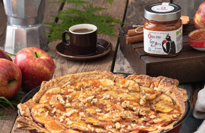 Apple pie with Jam Goji berry-Apple-Cinnamon and Agave